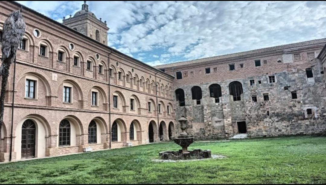 Albergue Municipal San Cipriano Ayegui Exterior foto