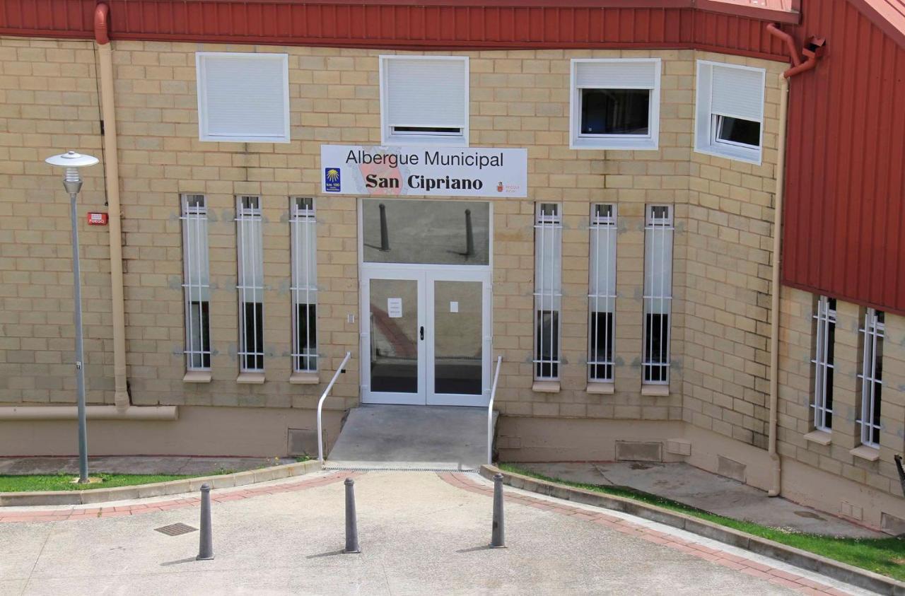 Albergue Municipal San Cipriano Ayegui Exterior foto